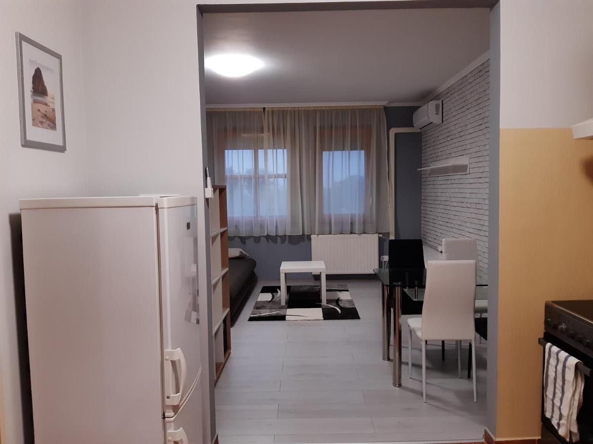 Appartement Pipacs à Bekescsaba Extérieur photo