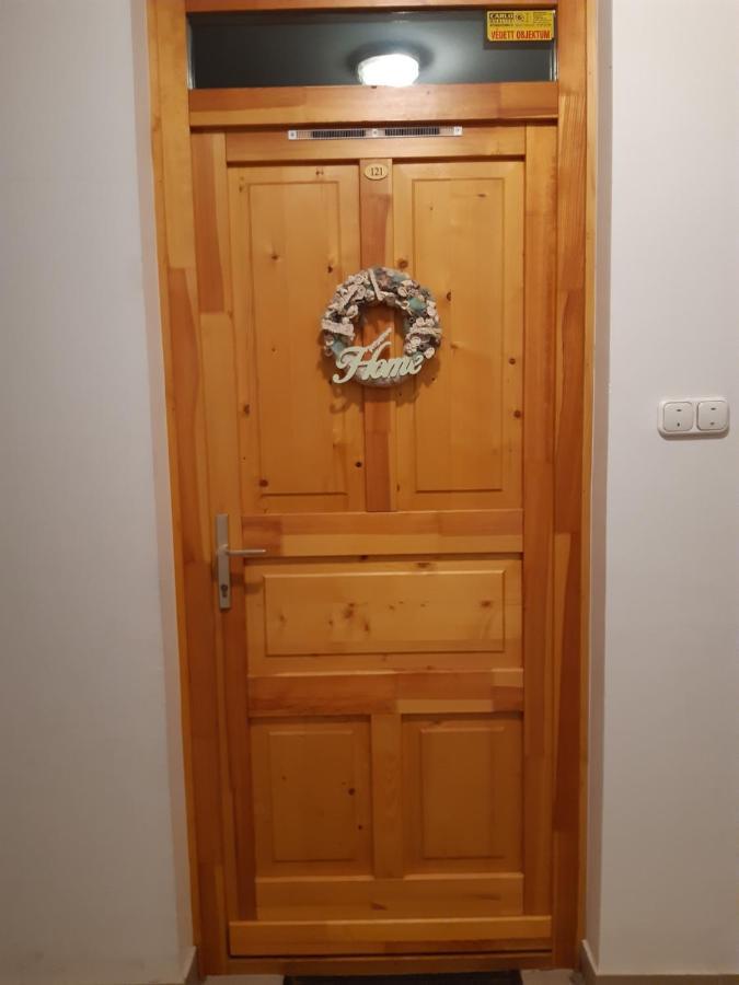 Appartement Pipacs à Bekescsaba Extérieur photo